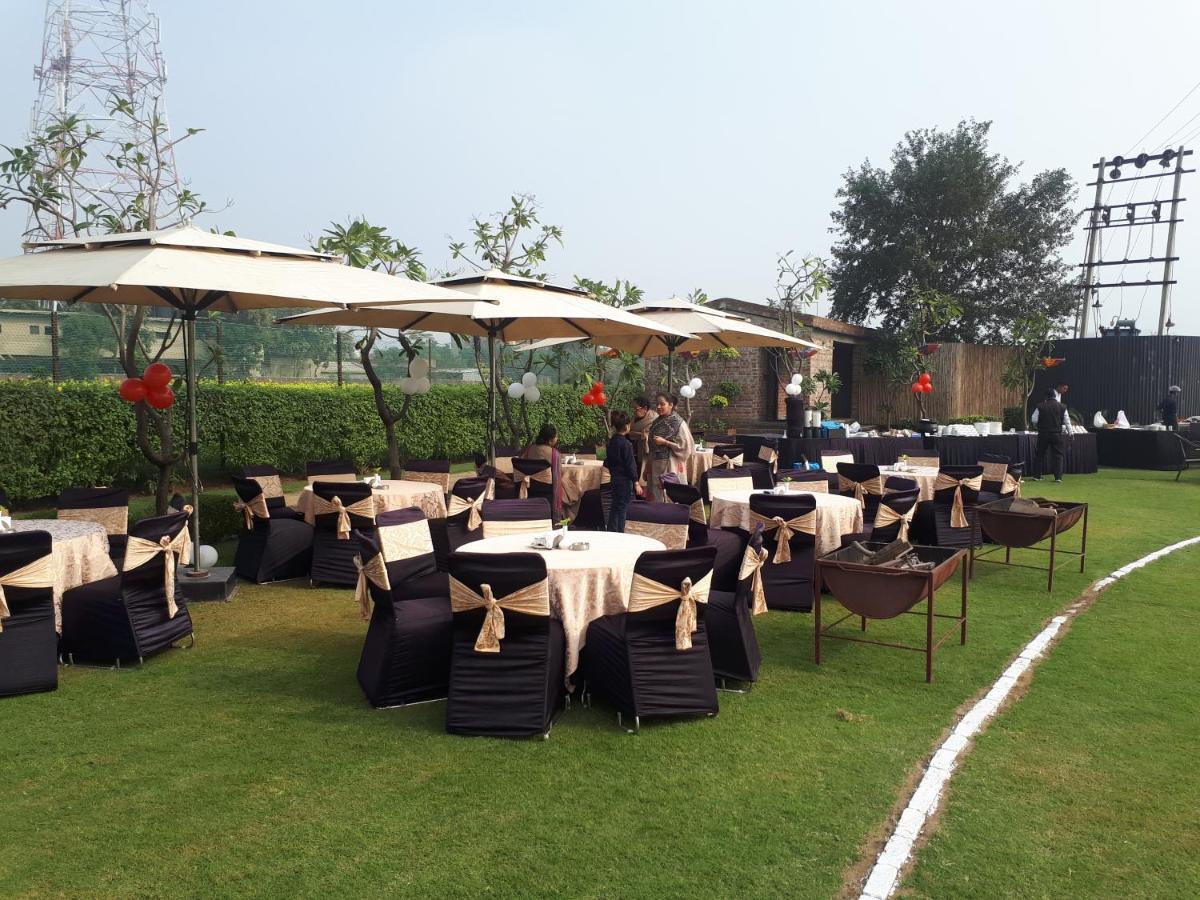 Downtown Resorts Nh8 Dhāruhera المظهر الخارجي الصورة